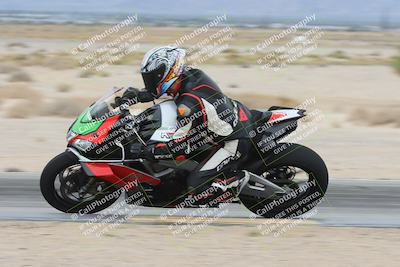 media/Nov-15-2025-Race Pace (Sat) [[8de605a2d8]]/Verified Riders/Turn 9 Inside (950am)/